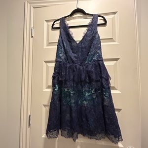 BCBG Max Azria lace dress Size 10